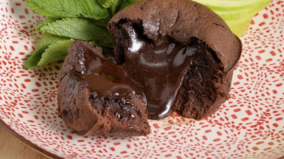 Cómo hacer la receta de volcán de chocolate de Cocineros Argentinos