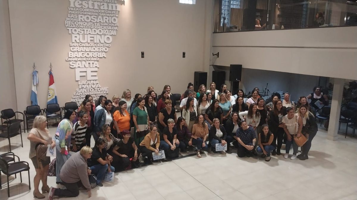 La jornada fue organizada por la secretaría de Políticas de Género de Festram y la Red De Mujeres Municipales y Comunales.