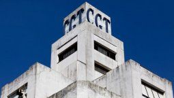 La Confederación General del Trabajo (CGT) denunció un escenario de persecución y amenazas contra el movimiento obrero, tras un ataque con una bomba molotov a un sindicato en Rosario