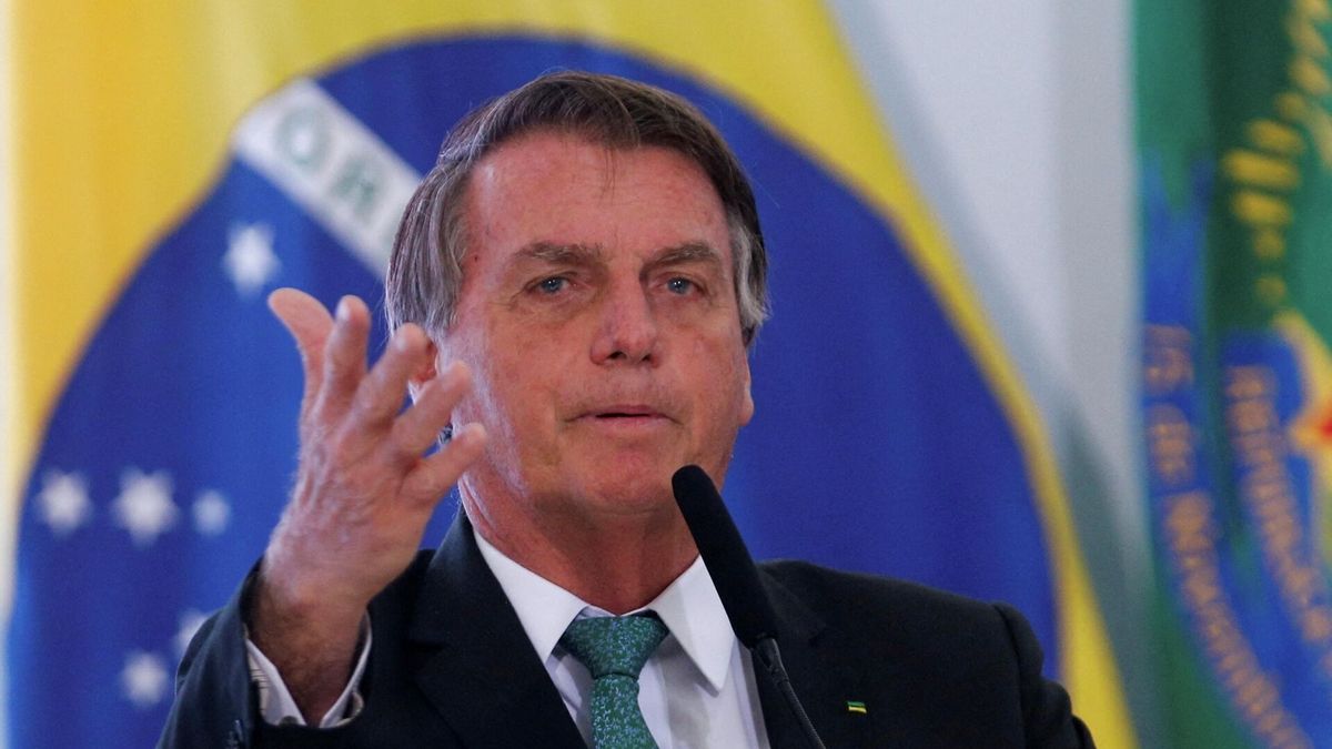 Bolsonaro fue acuchillado el 6 de setiembre de 2018 en Juiz de Fora y tras el ataque su popularidad creció hasta tal punto que logró vencer en las elecciones celebradas un mes después.