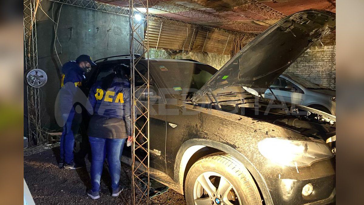 Sostienen que la banda almacenaba la cocaína en diferentes vehículos que guardaban en cocheras privadas