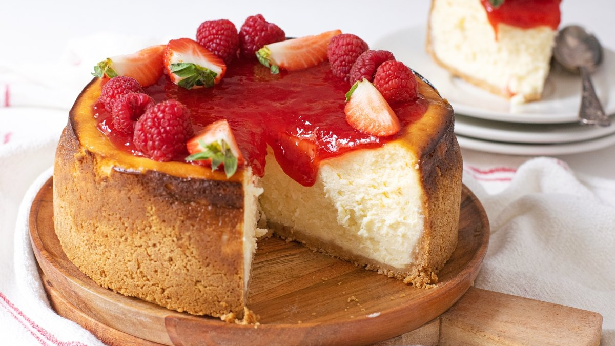 Cómo hacer cheesecake tradicional al horno: la receta fácil y rápida de preparar
