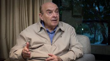 Reapareció Cavallo: pidió eliminar el cepo y permitir que el dólar sea moneda legal