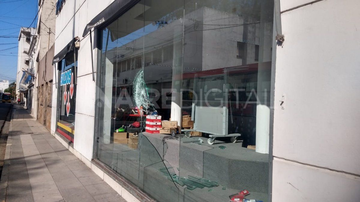 El negocio está en la esquina de la municipalidad y en pleno macrocentro santafesino