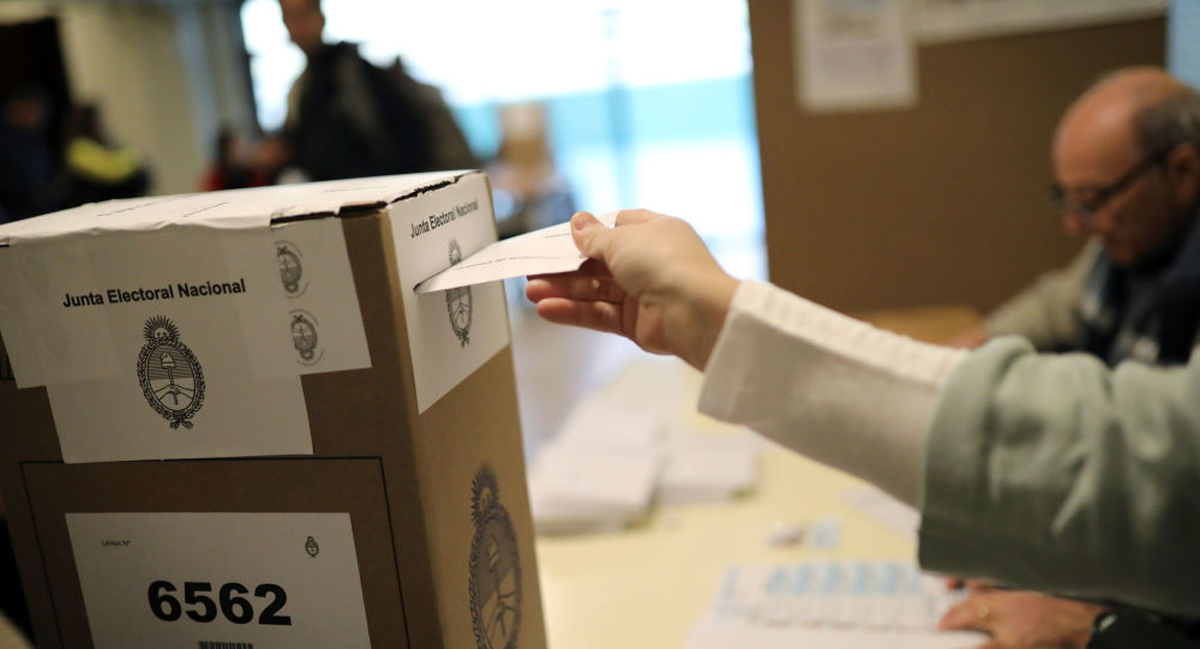 Las elecciones generales se llevarán a cabo el próximo 14 de noviembre.