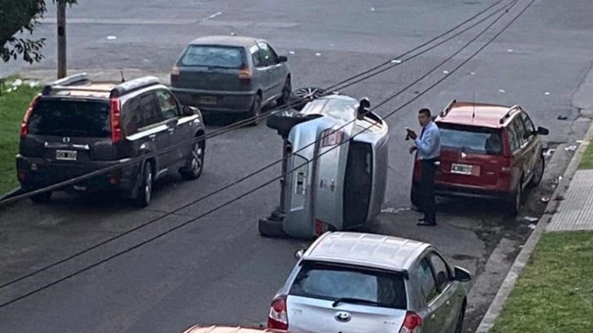 El accidente ocurrió en Avenida Aristóbulo del Valle y Domingo Silva.