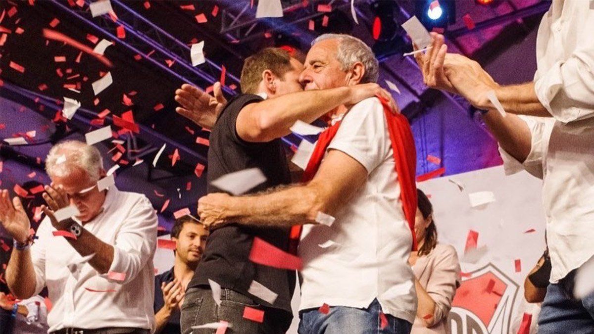 Jorge Brito durante el cierre de campaña junto a DOnofrio.&nbsp;