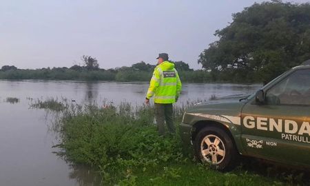 Las inundaciones en Corrientes dejaron más de 400 evacuados. Las inundaciones en Corrientes dejaron más de 400 evacuados.