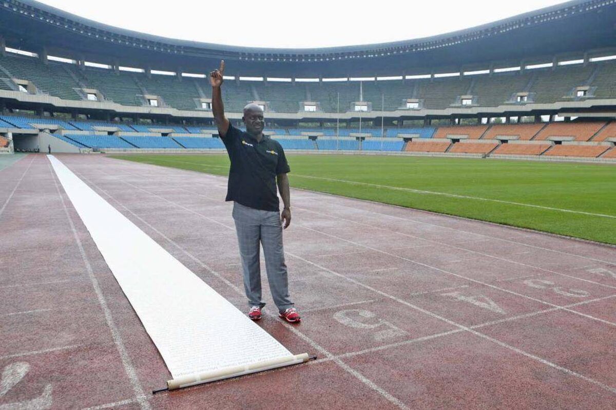 El 24 de septiembre de 2013, cuando se cumplieron 25 años del escándalo –y en el marco de una campaña contra las drogas–, Johnson regresó a la pista de Seúl y recreó aquella infame carrera: hasta lo hizo en el andarivel 6, el mismo de ese día, donde Carl Lewis compitió en el 3. Sobre el carril del canadiense, también estaba desplegada una larga pancarta con más de 3700 nombres con una petición para erradicar el doping. El 24 de septiembre de 2013, cuando se cumplieron 25 años del escándalo –y en el marco de una campaña contra las drogas–, Johnson regresó a la pista de Seúl y recreó aquella infame carrera: hasta lo hizo en el andarivel 6, el mismo de ese día, donde Carl Lewis compitió en el 3. Sobre el carril del canadiense, también estaba desplegada una larga pancarta con más de 3700 nombres con una petición para erradicar el doping.