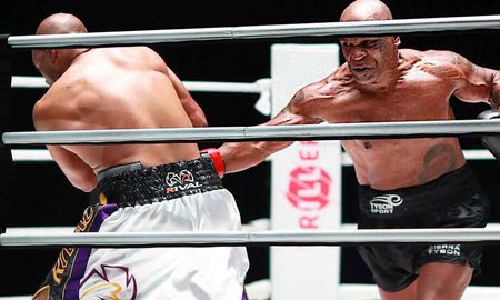 Mike Tyson volvió al boxeo a los 54 años, mostró un gran nivel y brilló en la exhibición ante Roy Jones Jr. Mike Tyson volvió al boxeo a los 54 años, mostró un gran nivel y brilló en la exhibición ante Roy Jones Jr.