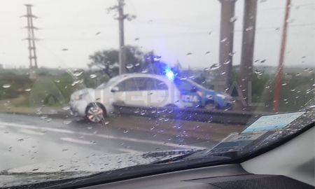 Un accidente de tránsito sobre el segundo aliviador de la ruta nacional 168 desencadenó un gran desorden en el tránsito en el ingroso a Santa Fe. Un accidente de tránsito sobre el segundo aliviador de la ruta nacional 168 desencadenó un gran desorden en el tránsito en el ingroso a Santa Fe.
