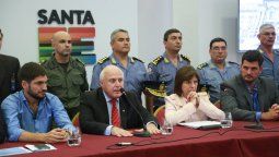 Comenzó la compactación de los autos secuestrados a “Los Monos” Comenzó la compactación de los autos secuestrados a “Los Monos”