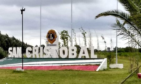 En la ciudad de San Cristóbal, además de elegir los candidatos a gobernador y vice, diputados y senadores, los ciudadanos deberán optar por los aspirantes a la Intendencia y a ocupar una banca en el Concejo Municipal. En la ciudad de San Cristóbal, además de elegir los candidatos a gobernador y vice, diputados y senadores, los ciudadanos deberán optar por los aspirantes a la Intendencia y a ocupar una banca en el Concejo Municipal.