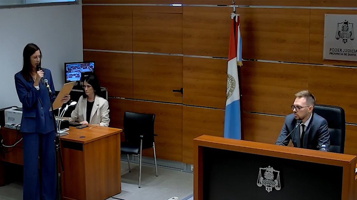 El momento en que se realizó el sorteo de selección de los posibles integrantes del jurado. El momento en que se realizó el sorteo de selección de los posibles integrantes del jurado.