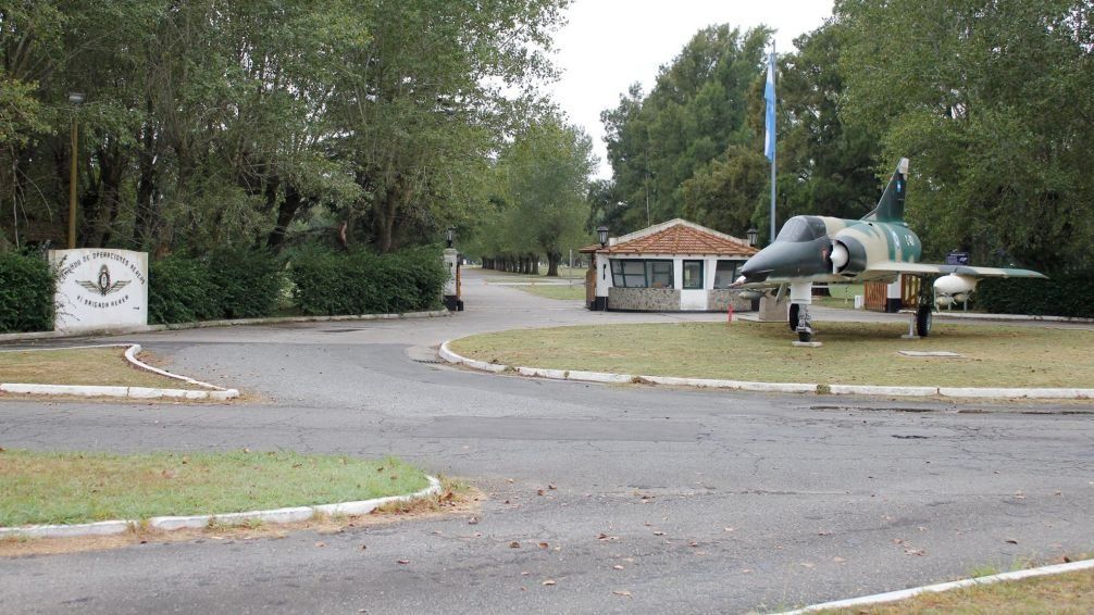 Falleció un paracaidista durante un entrenamiento en la Base Aérea de Tandil