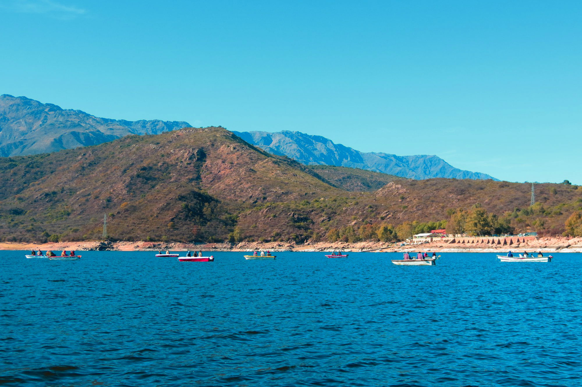 Villa de las Rosas es un pueblito de montaña, ubicado en Traslasierras.