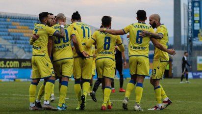 Jerónimo Barrales marcó en el triunfo del Asteras Tripolis en la Superliga de Grecia