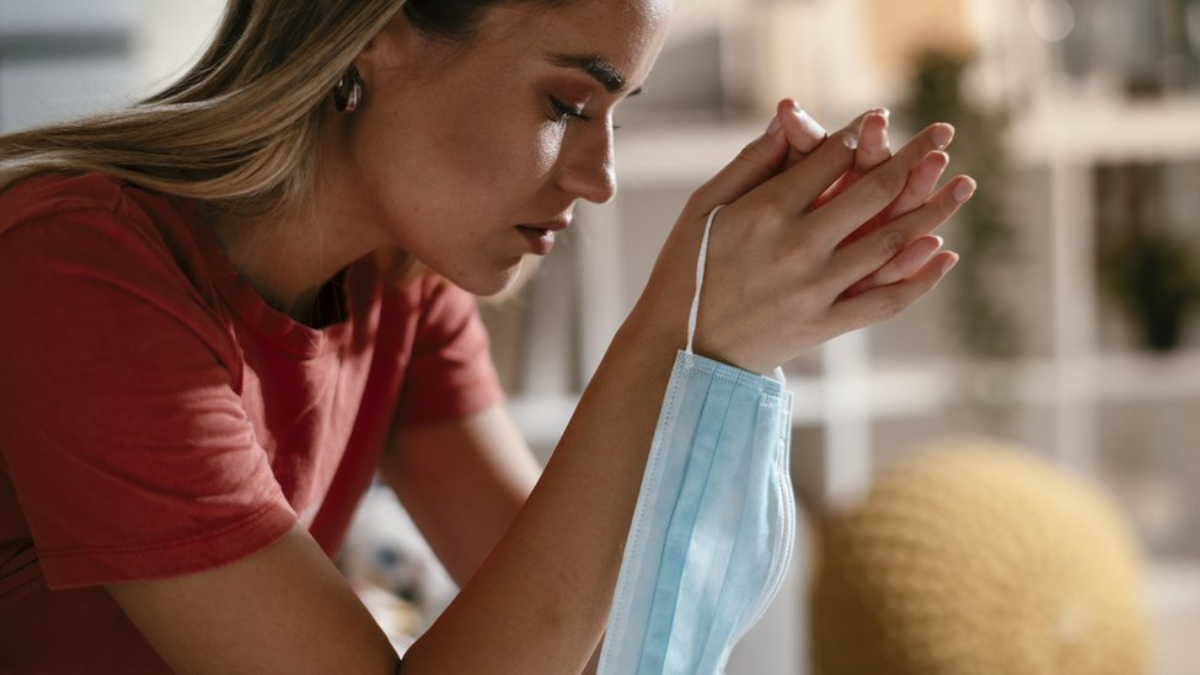 El coronavirus puede esta relacionado con trastornos mentales hasta dos años después de la infección.