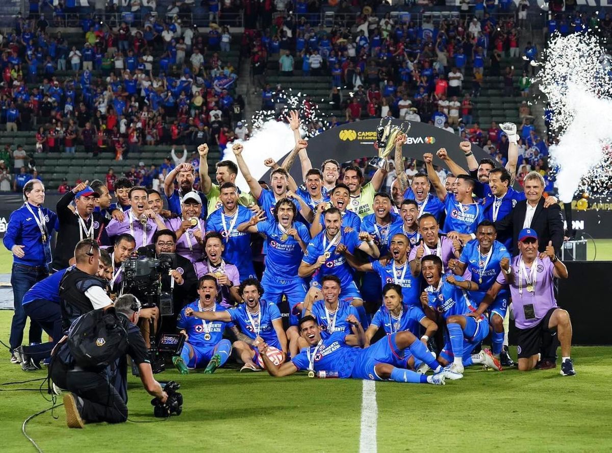 Cruz Azul derrota a Atlas de Cocca y se consagra campeón de la primera Supercopa mexicana