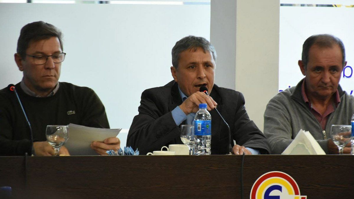 Este jueves, en la sede de FECECO (Federaci&oacute;n de Centros Comerciales), fue el espacio de encuentro de legisladores y referentes de distintos espacios pol&iacute;ticos para debatir sobre el presente y el futuro de la Ruta Nacional 11.