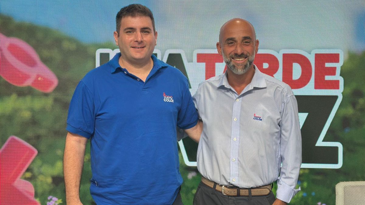 Francisco Rosso, gerente de sucursal y Marcos Zinmino, gerente regional. Francisco Rosso, gerente de sucursal y Marcos Zinmino, gerente regional.