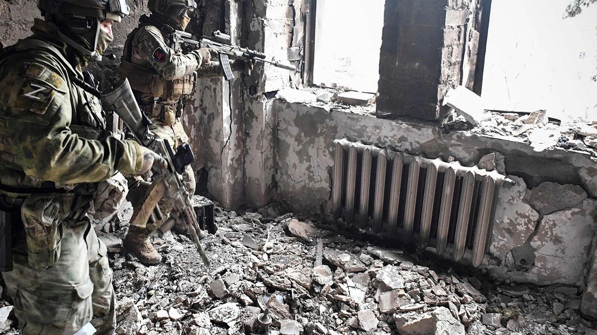 Los dos terroristas fueron abatidos por disparos de réplica