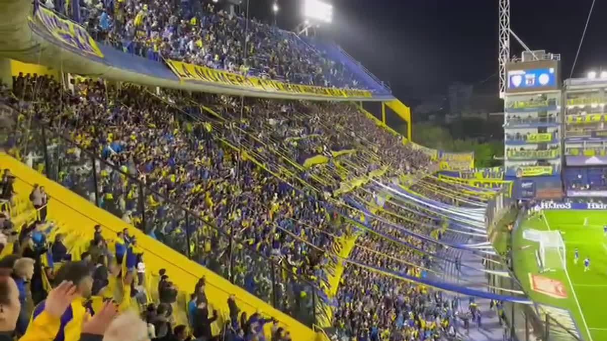 Se denunci&oacute; al Club Atl&eacute;tico Boca Juniors por exceso de gente en el partido contra Lan&uacute;s.