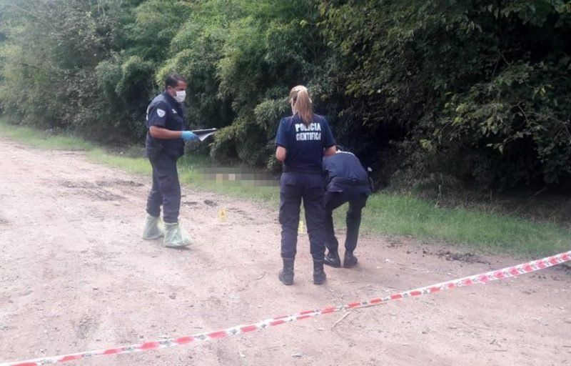 Encontraron a una mujer ahorcada e incinerada en Lobos