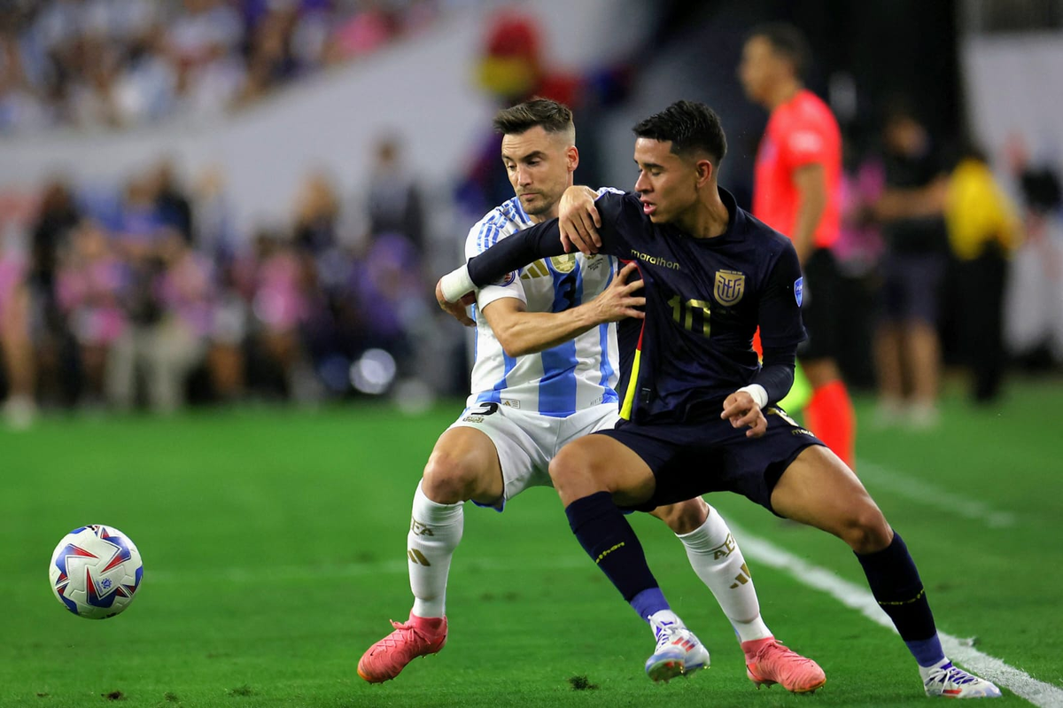 De la mano del Dibu Martínez, la Selección Argentina clasificó a las semifinales de la Copa América