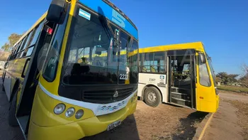 Varias líneas de colectivos interrumpieron el servicio por asambleas de choferes