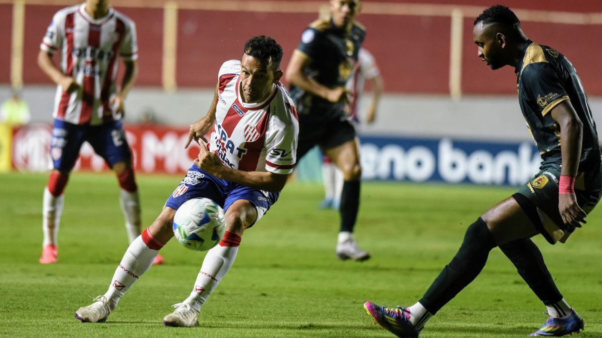 Lucas Gamba, titular en el partido entre Unión vs. Mushuc Runa.