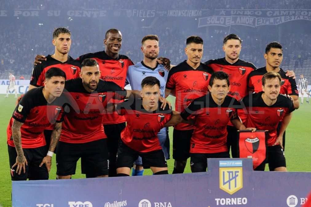 El Club Atlético Colon perdió 2 a 0 ante Talleres de Córdona en el estadio Mario Kempes por la fecha 20 de la Liga Profesional de Fútbol.