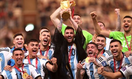 La Selección Argentina quedó a un paso de lograr una marca histórica tras vencer a Inglaterra en semifinales.
