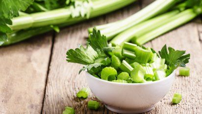 Los beneficios del jugo de apio: una verdura esencial para tu vida