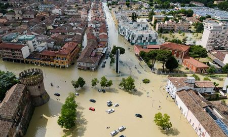 La semana pasada cayeron en esta región donde viven 4,5 millones de personas, el equivalente de seis meses de lluvias en apenas 36 horas. La semana pasada cayeron en esta región donde viven 4,5 millones de personas, el equivalente de seis meses de lluvias en apenas 36 horas.