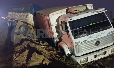 martes accidentado en la region: volco un acoplado en la autovia 19 y un camion en la ruta 34 martes accidentado en la region: volco un acoplado en la autovia 19 y un camion en la ruta 34