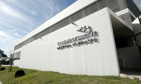 El hombre está internado en el Hospital Iturraspe con un cuadro grave. El hombre está internado en el Hospital Iturraspe con un cuadro grave.