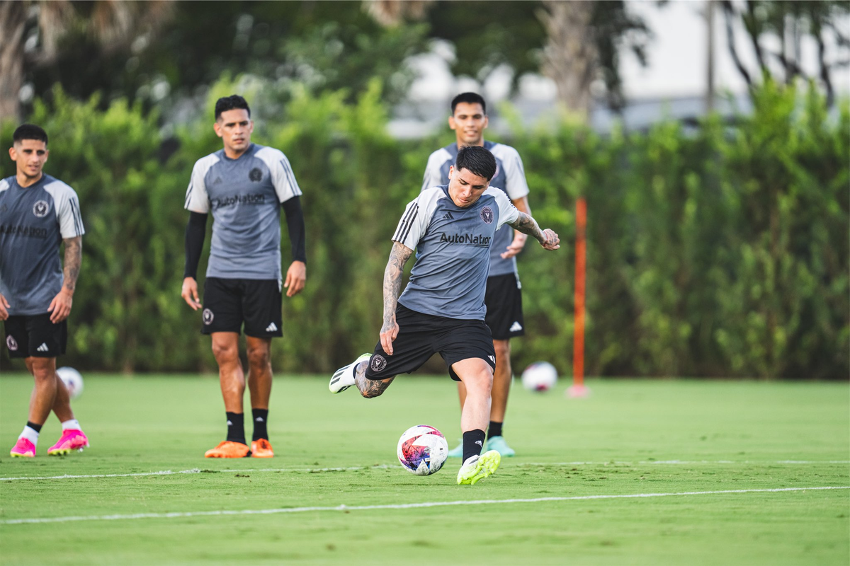 Facundo Farías se sumó a los entrenamientos de Inter Miami. Facundo Farías se sumó a los entrenamientos de Inter Miami.