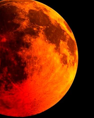 El eclipse lunar parcial podrá verse desde toda la Argentina durante la noche del 27 y la madrugada del 28 de agosto. El eclipse lunar parcial podrá verse desde toda la Argentina durante la noche del 27 y la madrugada del 28 de agosto.