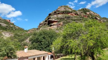 Un pueblo oculto en Córdoba con historia ancestral, cerros y senderos naturales