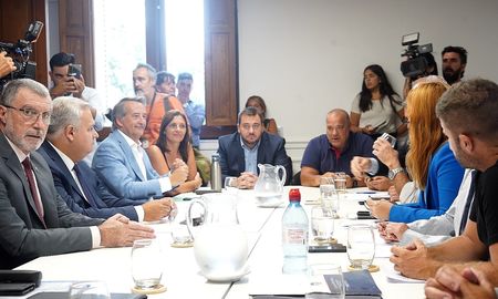 El ministro de Seguridad de Santa Fe, Rubén Rimoldi, concurrió a la Legislatura para brindar detalles sobre el uso de los fondos otorgados con la Ley de Emergencia en Seguridad en 2022. El ministro de Seguridad de Santa Fe, Rubén Rimoldi, concurrió a la Legislatura para brindar detalles sobre el uso de los fondos otorgados con la Ley de Emergencia en Seguridad en 2022.