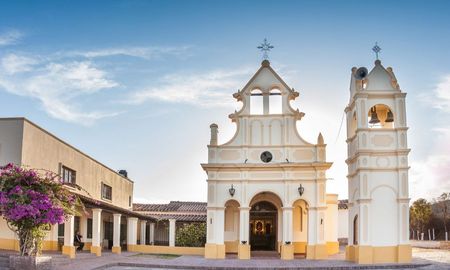 La arquitectura tabacalera de Coronel Moldes, con sus fincas y estufas de secado, forma parte del circuito cultural que explica el desarrollo económico de la provincia de Salta La arquitectura tabacalera de Coronel Moldes, con sus fincas y estufas de secado, forma parte del circuito cultural que explica el desarrollo económico de la provincia de Salta