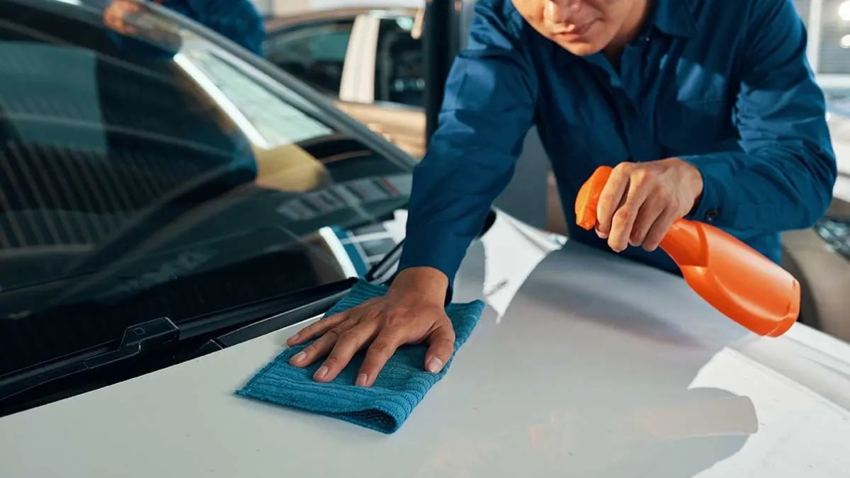 Por qué se le aplica vinagre a las ruedas del auto y para qué sirve