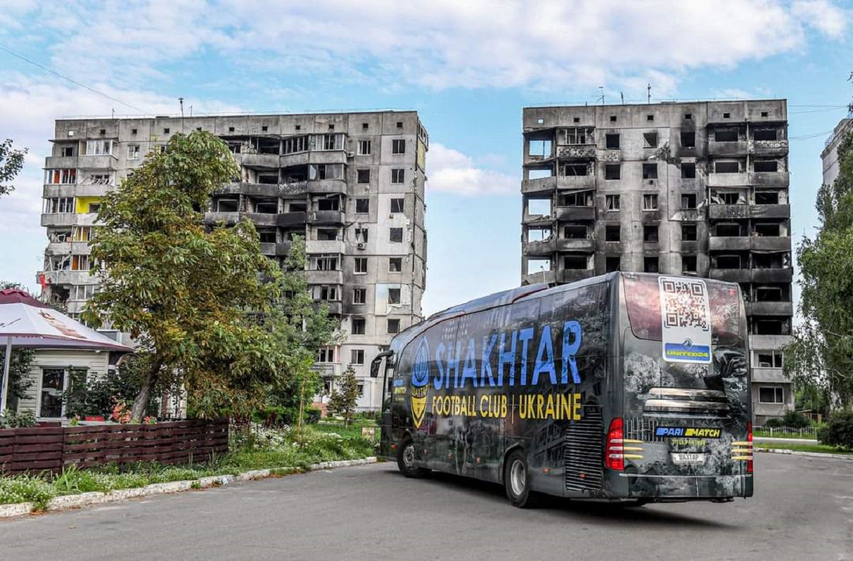 El Shaktar Donest presentó su colectivo antibombas para la reanudación de la Liga Premier de Ucrania.