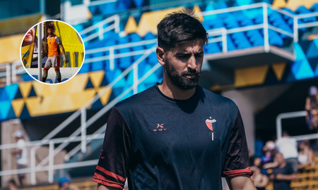 La llamativa vestimenta del arquero de Colón en el partido contra Atlanta. La llamativa vestimenta del arquero de Colón en el partido contra Atlanta.