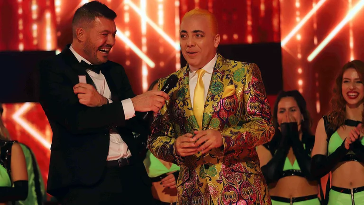 Cristian Castro es uno de los jurados de Canta Conmigo Ahora.