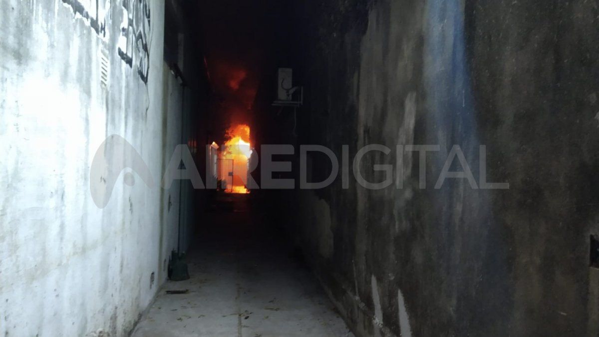 Los vecinos escucharon las alarmas de alerta cerca de las 5.30 de este martes.