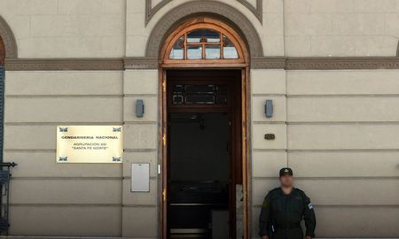 El edificio está ubicado en Moreno 2414, de la zona sur de la ciudad de Santa Fe. El edificio está ubicado en Moreno 2414, de la zona sur de la ciudad de Santa Fe.