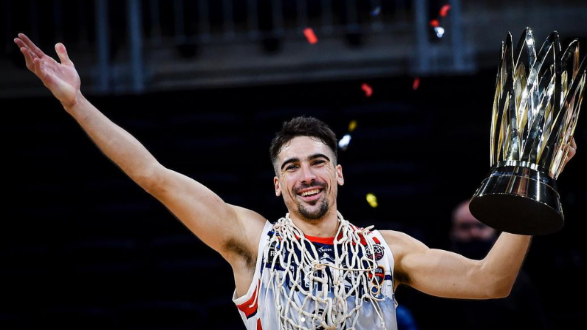 Mauro Cosolito regresará a Unión para afrontar la temporada 24/25 de la Liga Nacional de Básquet.