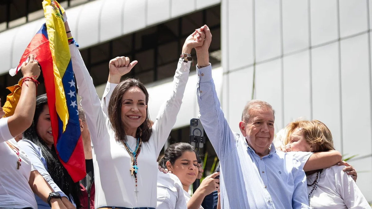 María Corina Machado reclamó que Edmundo González Urrutia, su paladín electoral, ganó las elecciones con una diferencia de 70% a 30%. María Corina Machado reclamó que Edmundo González Urrutia, su paladín electoral, ganó las elecciones con una diferencia de 70% a 30%.